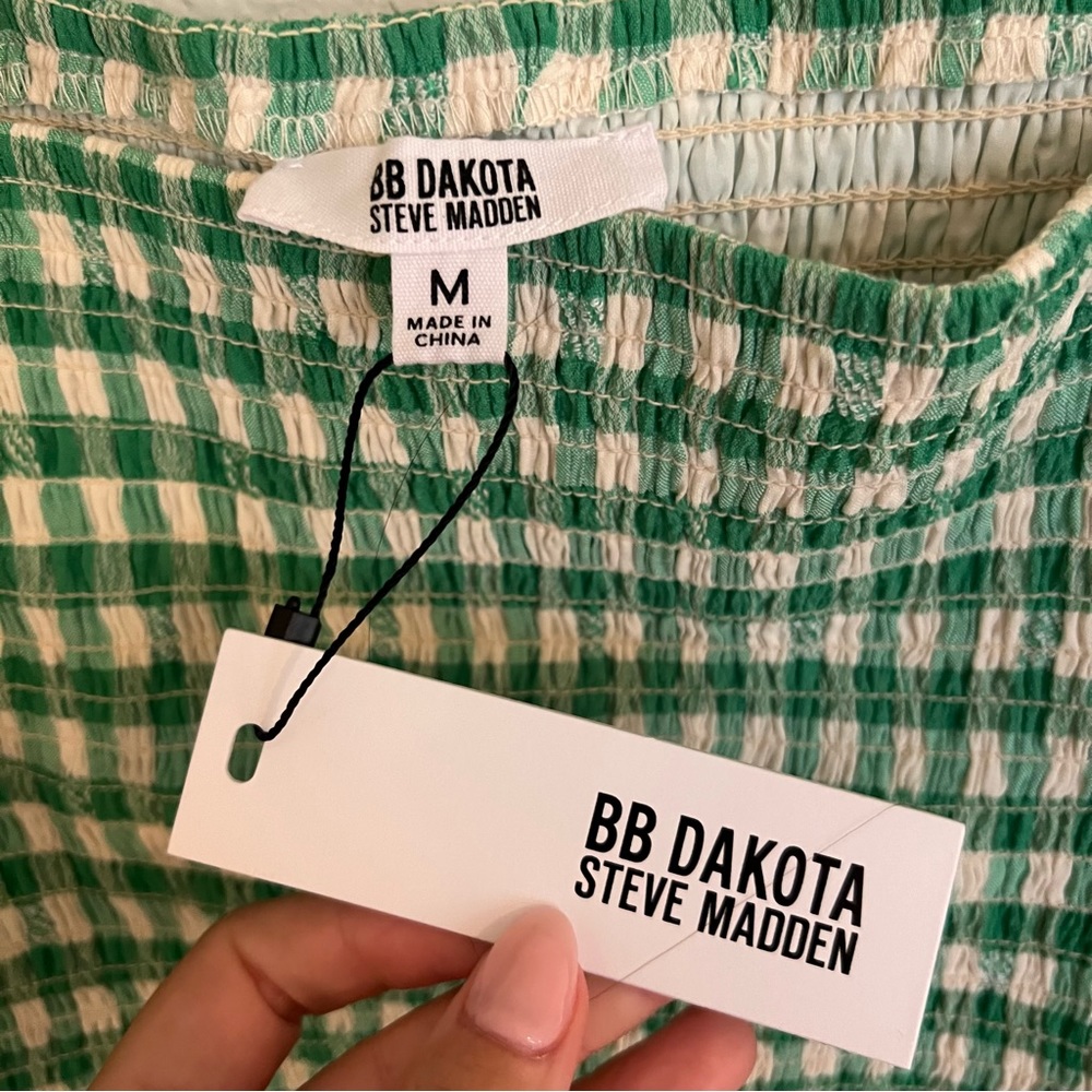 BB Dakota by Steve Madden | Keys To The Gingham Topgreen - Basil - Picture 4 of 6